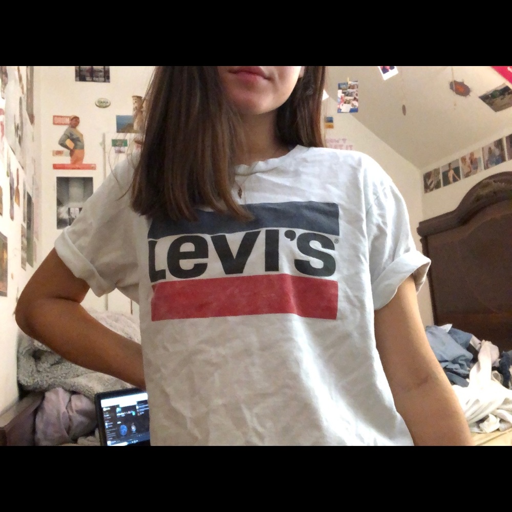 Levi’s top